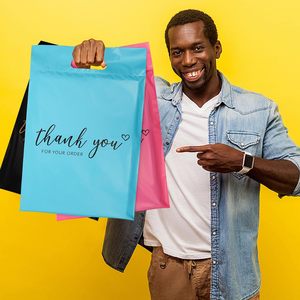 Sacs d'expédition personnalisés avec poignée, sacs de courrier en plastique, sacs polymailers pour l'emballage et l'expédition - Product Image 4