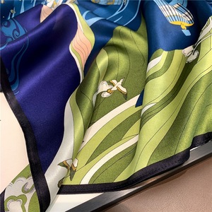 Silk Bandana Custom Logo 100% Mulberry Silk Floral Printed Summer Small Square Neck Scarf Headscarf Factory Wholesale - Product Image 4