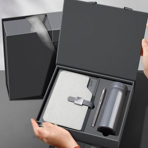 Set de Regalo Ejecutivo Personalizado para Empresas - Cuaderno A5, Bolígrafo, Bloc de Notas para la Vuelta al Cole, Artículos de Papelería Promocionales para Oficina - Product Image 1