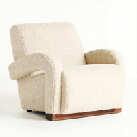 Canapé de salon minimaliste Wabi-Sabi moderne avec base en bois massif et accoudoirs larges et courbes