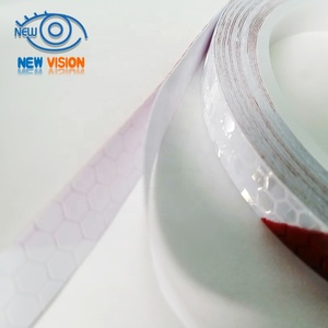 Ruban adhésif réfléchissant coloré en PVC de 1 cm * 8 m pour <span class=keywords><strong>roue</strong></span> de vélo/<span class=keywords><strong>moto</strong></span> - Product Image 4