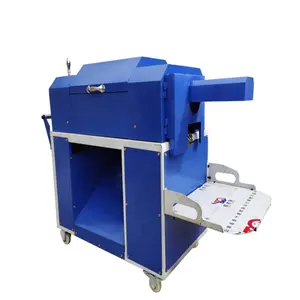 Chine Fournisseur Machine de découpe d'épluchage de canne à sucre Machine d'éplucheur de canne à sucre