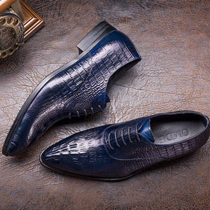 Zapatos de Hombre con Cordones y Punta Redonda, Estilo Inglés, de Cuero Genuino con Grabado, Nueva Colección Primavera-Verano - Product Image 1