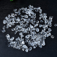 Les usines fournissent la pierre de cristal blanc naturel aquarium pot de fleur décoration de la maison décoration en pierre aromattreatment diffuseur pierre