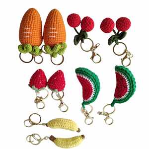 Llavero de Peluche Tejido a Mano con Forma de Fresa, Sandía, Cereza, Zanahoria, Plátano, DIY, de Punto, Simulación de Comida, Fruta, Colgante para Bolso - Product Image 1