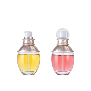 Botella de Vidrio Ornamentada <span class=keywords><strong>Vintage</strong></span> para Loción, 50 ml, Tapa Plateada Decorativa, a Prueba de Fugas, Anti-UV, Envase para Perfume/Cosméticos, OEM ODM - Product Image 1