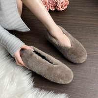 Mocassins plats en fausse fourrure de vison pour femmes, chauds et douillets pour l'hiver, à enfiler, personnalisables OEM/ODM avec logo, doux et confortables pour l'intérieur et l'extérieur