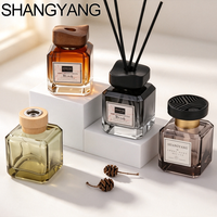 Flacon diffuseur de parfum de luxe carré, dégradé ambre, vide, avec bouchon à vis