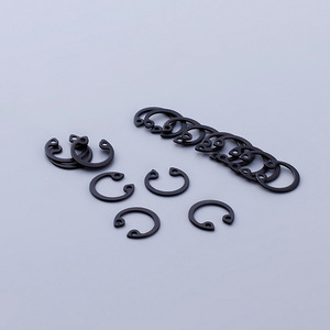 Anneau de retenue interne de type C Ting Sheng GB893 en acier au carbone métrique, oxydé noir, pour trou - Product Image 2