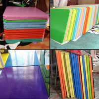 Accessoires de terrain de jeu pour l'intérieur Pièces détachées pour piscine à balles Plate-forme en bois éponge carrée en liège pour enfants