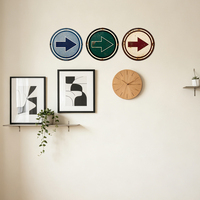Letrero Metálico Redondo Plano 2D Vintage con Flecha, Placa Retro Envejecida con Indicador de Dirección para Decoración de Pared en Garajes, Cafeterías y Bares