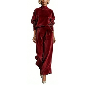 Conjunto de 2 Piezas de Terciopelo para Mujer - Elegante Top de Cuello Alto y Pantalones Anchos, Atuendo Formal e Informal a la Moda - Product Image 3
