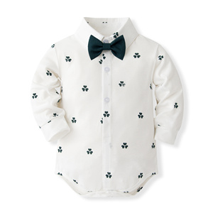 Catpapa Vente en gros Ensemble de cérémonie 4 pièces pour bébés garçons, comprenant Body imprimé trèfle, Pantalon à bretelles vert foncé, Nœud papillon et <span class=keywords><strong>Béret</strong></span>, pour Baptême - Product Image 3