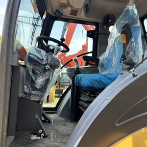 Retroexcavadora Caterpillar 420F nueva y de alta calidad, modelo 2022 de origen japonés para componentes de núcleo de motor diésel, precio bajo a la venta - Product Image 5