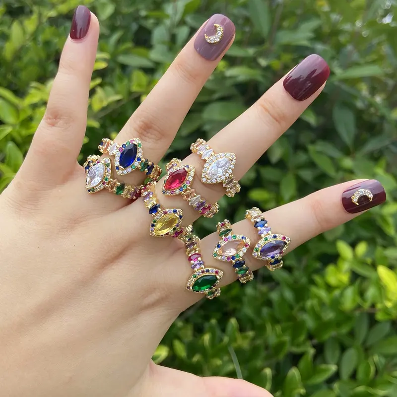 सोना मढ़वाया 18k कस्टम गहने ठोस रंग हीरे की अंगूठी लक्जरी जिक्रोन पत्थर उंगली की अंगूठी महिलाओं के लिए