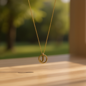 Collar Angelina de acero inoxidable con colgante de letra J, chapado en oro, joyería minimalista de moda para mujer - Product Image 2