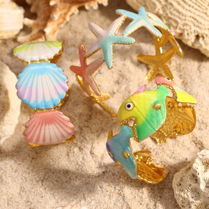 Bracelet sur le thème de l'océan en acier inoxydable plaqué or 18 carats avec coquillages arc-en-ciel, étoiles de mer et poissons marins, bijoux pour femmes - Product Image 3