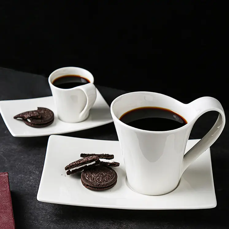 Logo personalizzato tazza da caffè espresso tazza articoli per la casa tazza da caffè bianca tazze e piattino da tè in ceramica