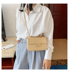 Yiwu Factory 2023 nuove collezioni borse da donna <span class=keywords><strong>con</strong></span> stampa in pietra Ins borse moda donna di vendita calda <span class=keywords><strong>con</strong></span> <span class=keywords><strong>borchie</strong></span> e multi tasche - Product Image 5