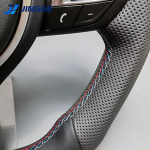 Volante Deportivo de Cuero Perforado para Modelos <span class=keywords><strong>BMW</strong></span> <span class=keywords><strong>340i</strong></span> X3 X4 X5 X6 F10 F16 F30 F32 E46 E60 E90 E91 E70 E71 M3 M4 M5 - Product Image 6