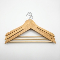 Cintre en bois personnalisé Étagère à chaussures en métal pour sacs de cuisine Armoire de salle de bain Magasins de mode Logo personnalisé inclus