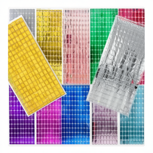 Piastrelle in Plastica Autoadesive Dp001, Impermeabili, Quadrate, per Interni, Bagno, Superficie Liscia Contemporanea - Product Image 1