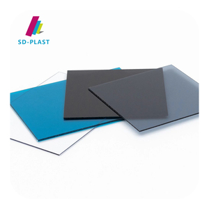 Feuille de toit en <span class=keywords><strong>polycarbonate</strong></span> <span class=keywords><strong>alvéolaire</strong></span> bleu Transparent Foshan 0.5mm-5mm Taille de <span class=keywords><strong>découpe</strong></span> laser Caractéristique durable pour les hôtels modernes - Product Image 2