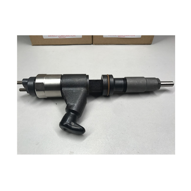 Common rail injector 095000-6310 095000-6311 for 4045 RE530362 RE546784 RE531209