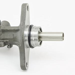 <span class=keywords><strong>Cylindre</strong></span> maître <span class=keywords><strong>de</strong></span> <span class=keywords><strong>frein</strong></span> hydraulique 6R1611019A 6R1611019 pour Audi A1 Volkswagen Polo 2010-2016 |   Remplacement OE - Product Image 2