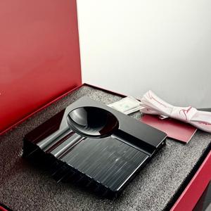 Cendrier en céramique de luxe, design à rainures transparentes, forme carrée, artisanat fait main, utilisation à domicile et au restaurant - Product Image 4