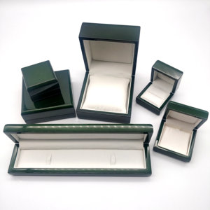 Jewelry packaging double ring box green glossy wooden boxes MDF jewellery packing box