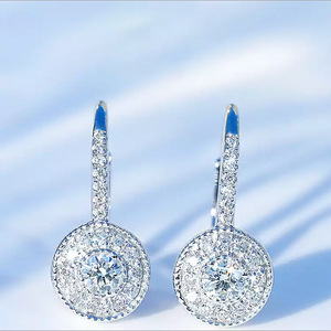 Orecchini di Lusso con Zirconi Incastonati per Donne, Gioielli Eleganti e Scintillanti alla Moda - Product Image 4