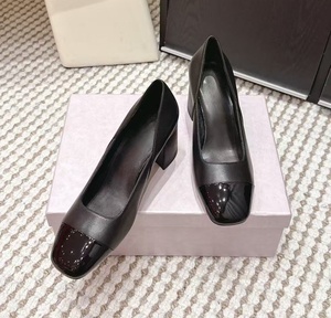 Classic style luxury leather square-toe platform high-<b>heeled</b> shoes, luxurious <b>red</b> party and gathering high-<b>heeled</b> shoes - Product Image 2