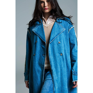 Gabardina de mezclilla con cinturón y bordes sin rematar en lavado medio - Product Image 5