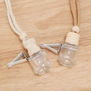 Bottiglie <span class=keywords><strong>di</strong></span> vendita calda che appendono contenitori <span class=keywords><strong>di</strong></span> tappi <span class=keywords><strong>di</strong></span> bambù <span class=keywords><strong>di</strong></span> vetro della fiala del diffusore <span class=keywords><strong>di</strong></span> oli essenziali trasparenti profumati per auto in legno con disegno - Product Image 5