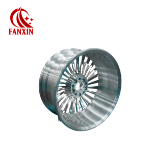 <span class=keywords><strong>ล้อ</strong></span>หลอมโลหะอะลูมิเนียมผสมเงินแบบคลาสสิกปรับแต่งได้16-24นิ้ว5X112 5X139.7เหมาะสำหรับฮอนด้า CR-V - Product Image 4