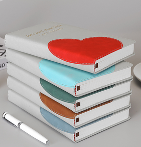 A5 créatif 2026 cahier en forme de coeur nouvel an calendrier <span class=keywords><strong>livre</strong></span> couture reliure épaissie travail bloc-notes Portable élégant PU - Product Image 4