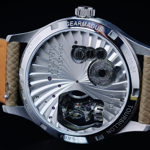 นาฬิกา GearMagus MS10-01 รุ่น Vertical Tourbillon หน้าปัด Guilloche แสดงเวลาทั้งกลางวันและกลางคืน กระจกแซฟไฟร์ หรูหรา พรีเมียม ระบบออโตเมติก ดีไซน์โดดเด่น - Product Image 3