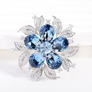 Broches tendance en cristal de fleur, boutons en strass, alliage plaqué or, personnalisables, unisexe, cadeau de fiançailles, de mariage ou de fête - Product Image 6