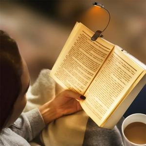 Lampe de lecture portable à clip LED 9 lumières, blanc chaud, 3 températures de couleur, 9 niveaux de luminosité, rechargeable, flexible et réglable - Product Image 4