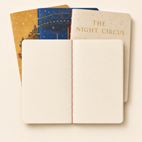 Ensemble de 3 carnets personnalisés LABON « Night Circus » – Journaux à couverture souple cousus à cheval, motif cheval de carrousel moutarde, tente de cirque et étoiles dorées
