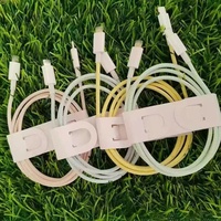 Kabel Data Pengisian Cepat PD20W Tipe-C 3A Anyaman Langsung dari Pabrik untuk Ponsel IOS Konduktor Tembaga Murni Kustomisasi Warna
