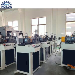 تحميل وتفريغ أوتوماتيكي بالكامل للأطباق الاهتزازية ، ماكينة شطب مزدوجة لقطع غيار السيارات - Product Image 3