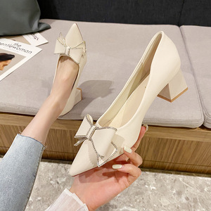 Sh10300a punta a punta colore nero <span class=keywords><strong>tacchi</strong></span> a farfalla 5cm 2023 <span class=keywords><strong>tacchi</strong></span> alti <span class=keywords><strong>chiusi</strong></span> da donna con strass - Product Image 6