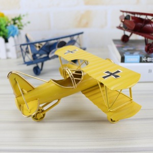 Nouveau modèle d'<span class=keywords><strong>avion</strong></span> en fer fait main <span class=keywords><strong>vintage</strong></span> 2026, <span class=keywords><strong>décoration</strong></span> créative pour la maison, ornement d'<span class=keywords><strong>avion</strong></span> en métal tendance, artisanat d'art décoratif - Product Image 2