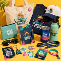 Pack promotionnel d'été en gros avec T-shirt, casquette, sac banane, lunettes de soleil et bracelet pour concerts en plein air