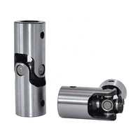 Accessoire à joint universel simple ou double douille à main pivotante à cardan avec joints universels de type roulement à aiguilles