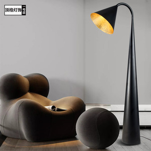 Lámpara de Pie Nórdica Wabi Sabi con Luz LED para Sala de Estar, Dormitorio, Lámpara de Diseño - Product Image 1