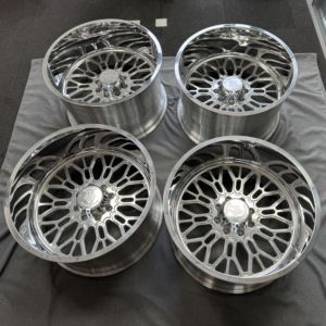 Roues forgées en Chine Super Single Truck Wheels pour Ford F150 F250 Sierra 6x5.5 8x6.5 8x170 8x180 22x12 24x12 26x14 26x16 - Product Image 1