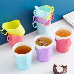 Portavasos desechables, paquete de 10, forma cilíndrica de plástico grueso con aislamiento para té de la tarde, accesorio de agarre de color aleatorio - Product Image 4